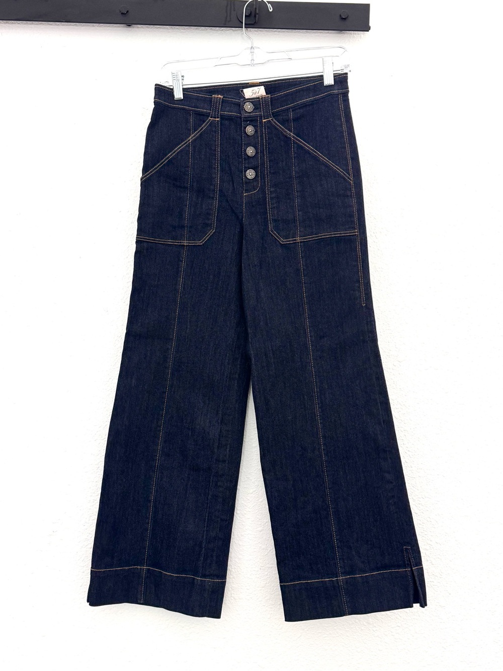 Cinq a Sept Benji Wide Leg Jeans - Picture 5 of 8